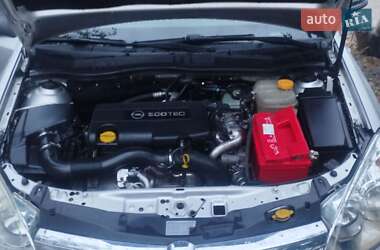Универсал Opel Astra 2008 в 