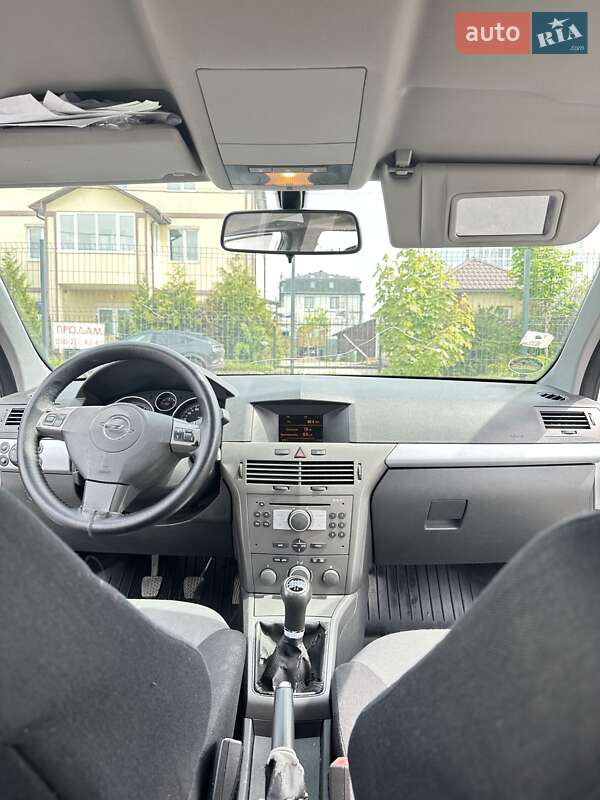 Універсал Opel Astra 2005 в Києві