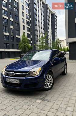 Хэтчбек Opel Astra 2004 в Ивано-Франковске