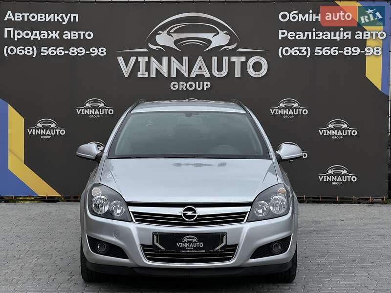 Универсал Opel Astra 2013 в Виннице