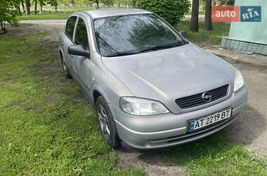 Седан Opel Astra 2007 в Киеве