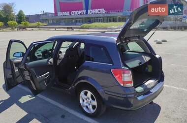 Універсал Opel Astra 2008 в 