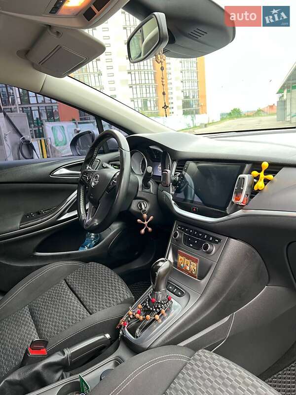 Универсал Opel Astra 2016 в Ланчине