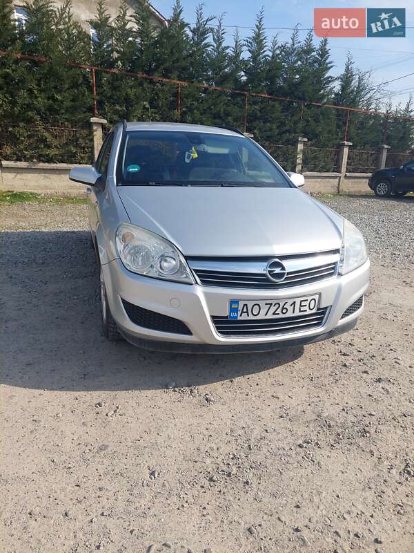 Opel Astra 2008