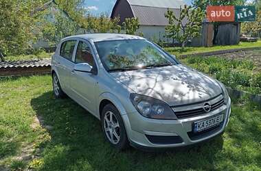 Хетчбек Opel Astra 2004 в Попільні