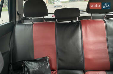 Универсал Opel Astra 2010 в 