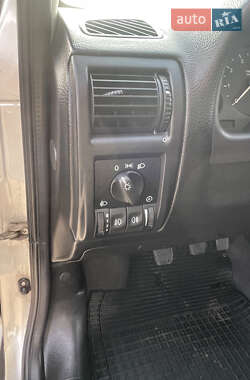 Хэтчбек Opel Astra 2001 в 