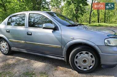 Седан Opel Astra 2007 в 