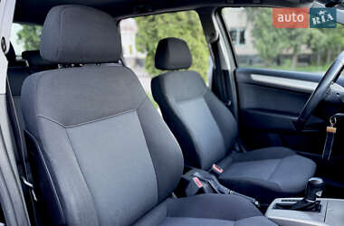 Универсал Opel Astra 2007 в 