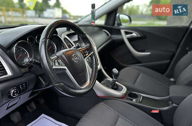 Універсал Opel Astra 2010 в 