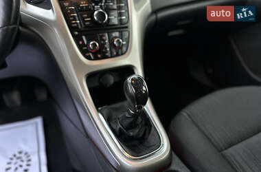 Універсал Opel Astra 2010 в 
