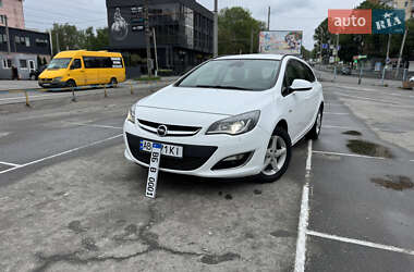 Универсал Opel Astra 2013 в Хмельницком