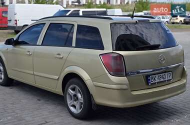 Універсал Opel Astra 2004 в 