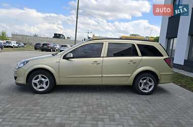 Універсал Opel Astra 2004 в 