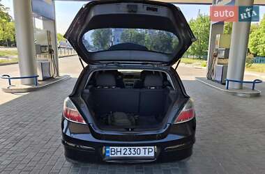 Хэтчбек Opel Astra 2008 в 