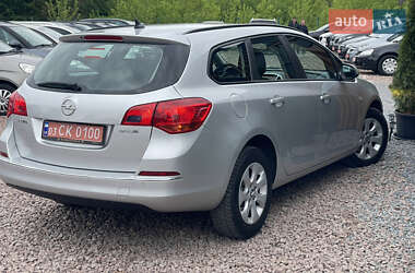 Универсал Opel Astra 2015 в 
