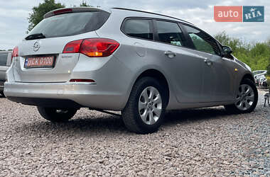 Универсал Opel Astra 2015 в 