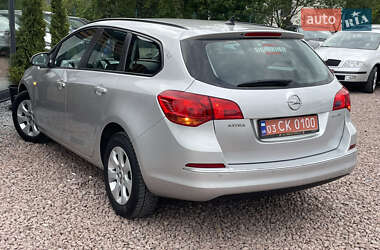 Универсал Opel Astra 2015 в 
