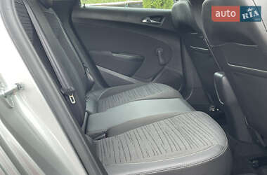 Универсал Opel Astra 2015 в 
