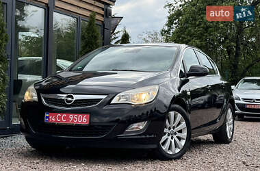 Хетчбек Opel Astra 2011 в Дрогобичі