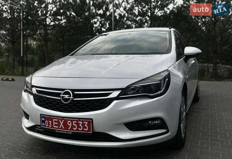 Универсал Opel Astra 2018 в 