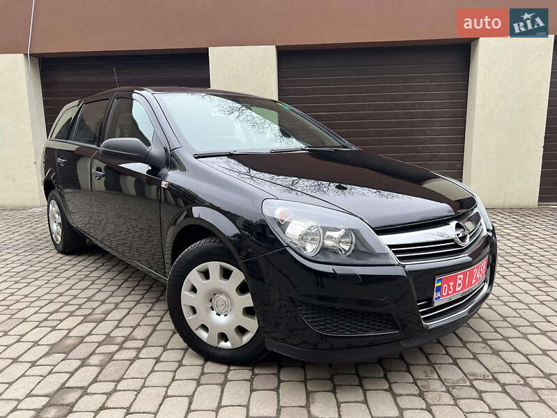 Универсал Opel Astra 2010 в Коломые
