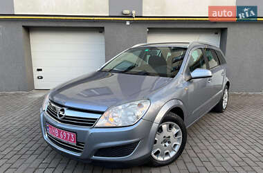 Універсал Opel Astra 2008 в Коломиї
