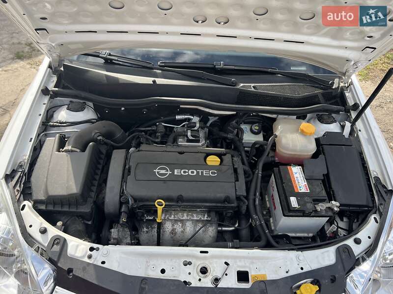 Универсал Opel Astra 2010 в Нежине