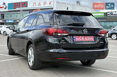 Універсал Opel Astra 2016 в 