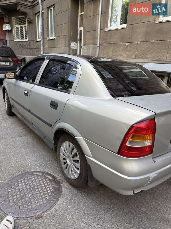 Седан Opel Astra 2007 в Киеве