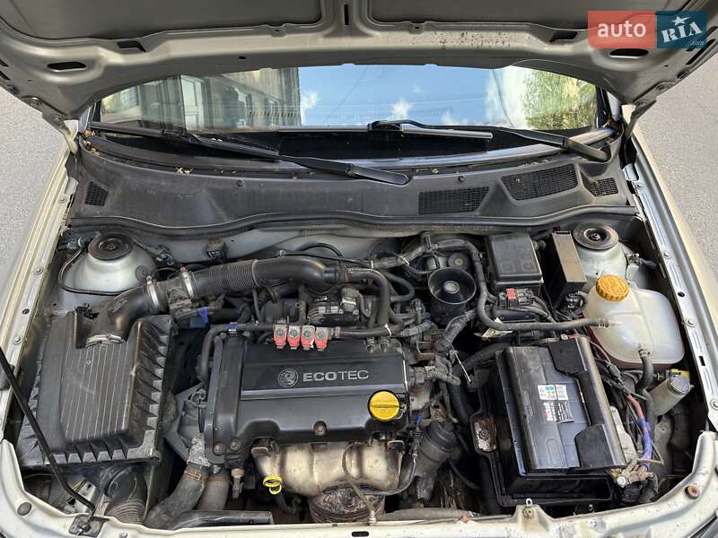 Седан Opel Astra 2007 в Киеве