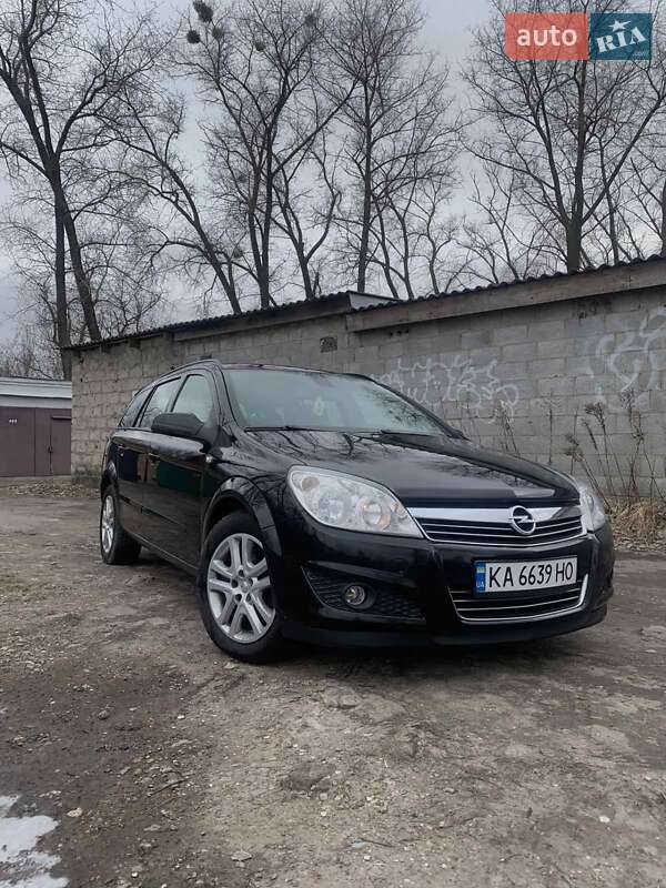 Универсал Opel Astra 2008 в Киеве