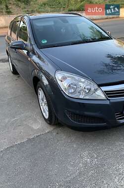 Универсал Opel Astra 2009 в Одессе