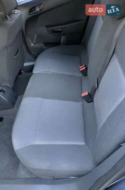 Универсал Opel Astra 2009 в 
