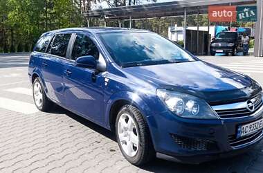 Универсал Opel Astra 2010 в 