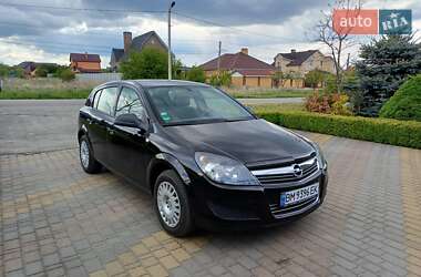Хетчбек Opel Astra 2009 в 
