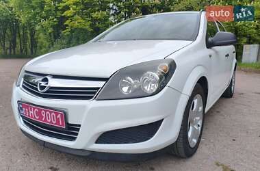 Універсал Opel Astra 2010 в 
