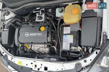 Універсал Opel Astra 2010 в 