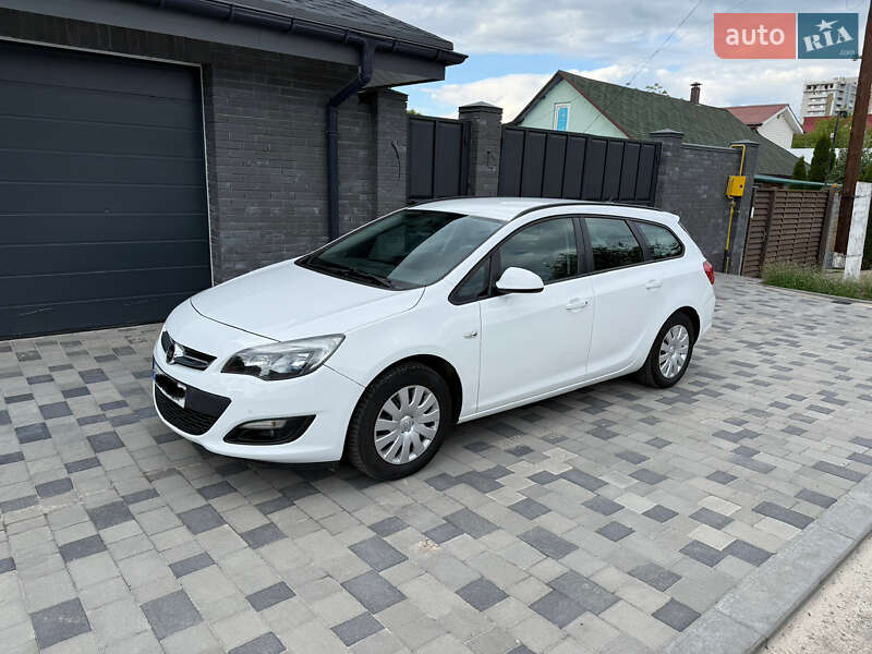 Универсал Opel Astra 2014 в Харькове