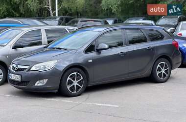 Универсал Opel Astra 2011 в Запорожье