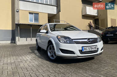 Універсал Opel Astra 2007 в Луцьку