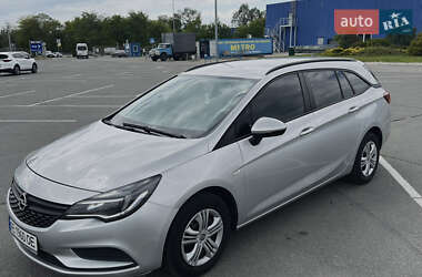 Універсал Opel Astra 2017 в 