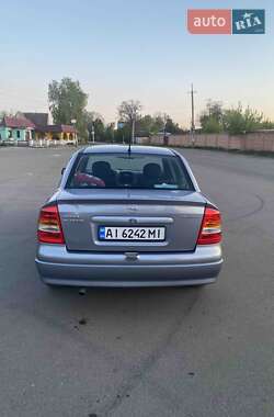 Седан Opel Astra 2007 в 