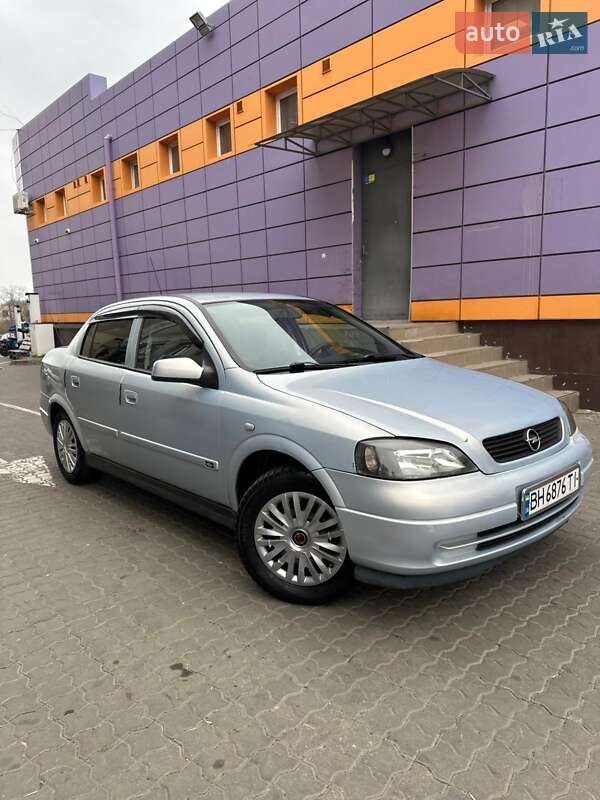 Седан Opel Astra 2004 в Одесі