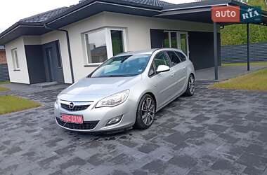 Универсал Opel Astra 2012 в Ковеле