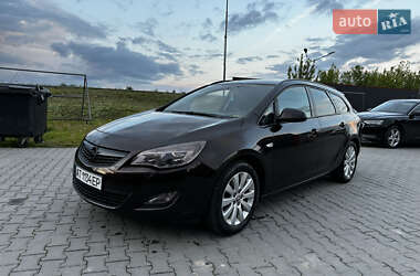 Универсал Opel Astra 2011 в 