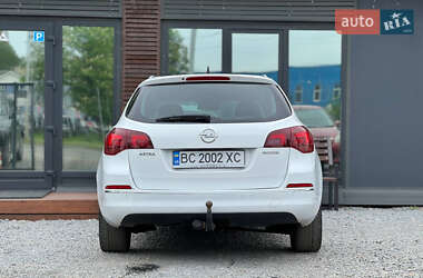 Универсал Opel Astra 2014 в 