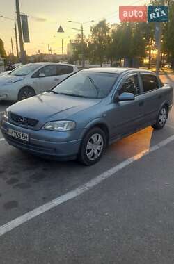 Седан Opel Astra 2003 в Харькове