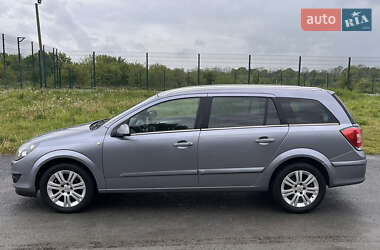 Универсал Opel Astra 2009 в 
