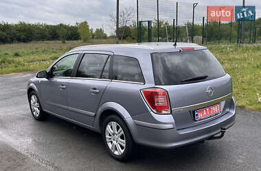 Универсал Opel Astra 2009 в 